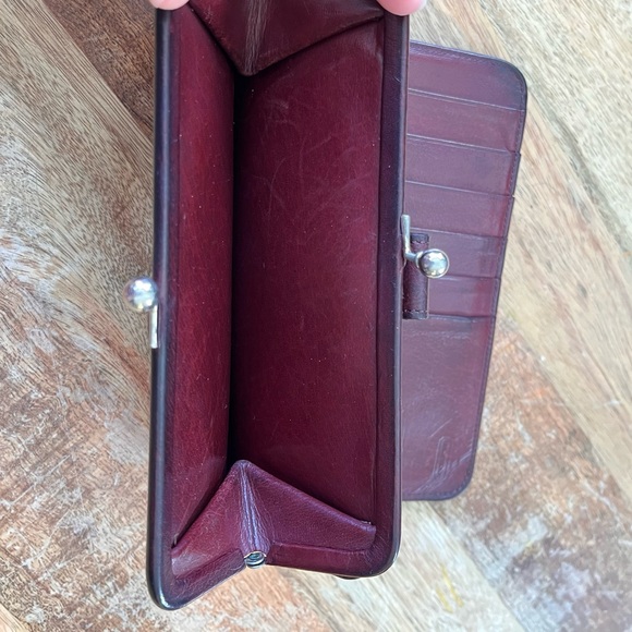 Vintage Coach wallet Burgundy water buffalo Continental clutch kisslock - Picture 2 of 15